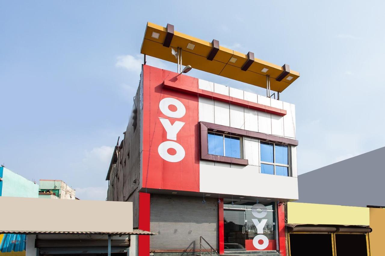Oyo 24196 Hotel Shreenath Palace Ujjain Exterior photo